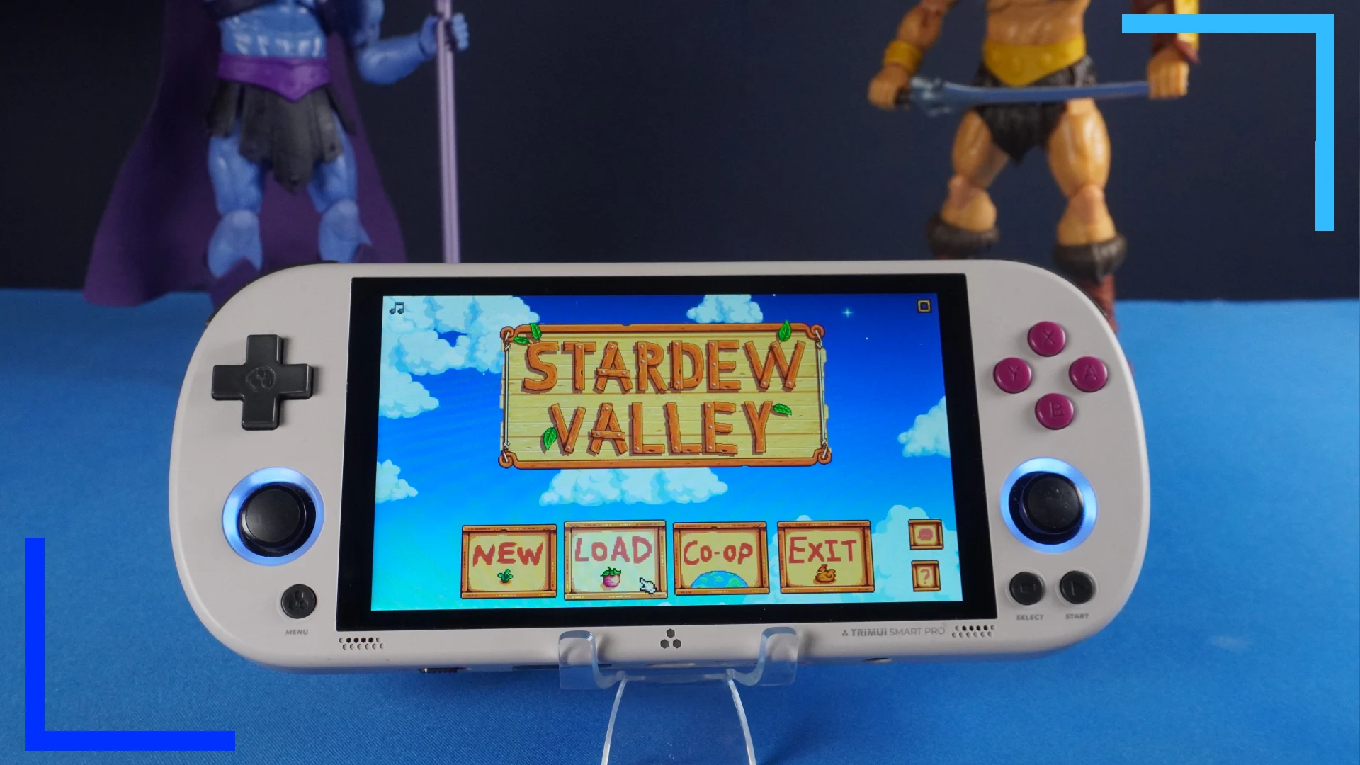 Stardew Valley running on the TrimUI Smart Pro.